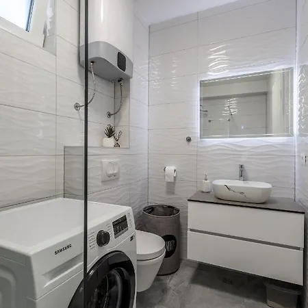 With A Parking Space Kastel Luksic, - 20265 Apartamento