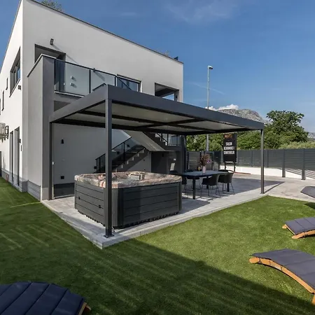 With Parking Space Kastel Luksic, - 20265 Kaštela