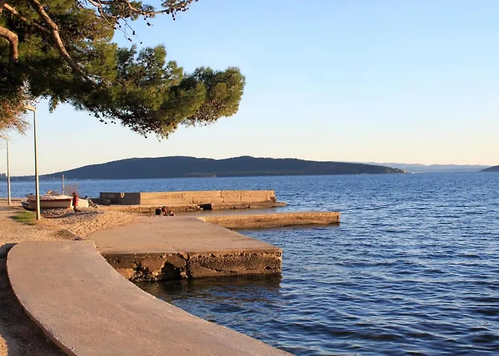 With Parking Space Kastel Luksic, - 20265 Appartamento