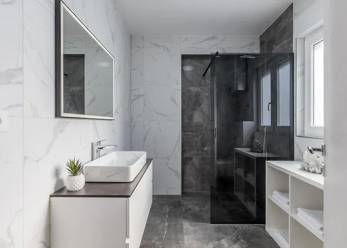 With Parking Space Kastel Luksic, - 20265 Appartamento Kaštela